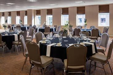 هتل The Lincoln Marriott Cornhusker