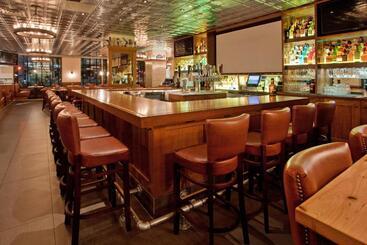 هتل The Lincoln Marriott Cornhusker