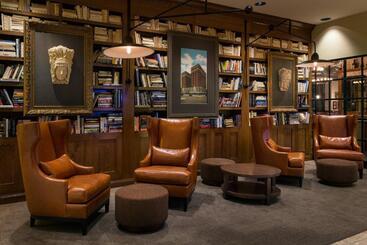 هتل The Lincoln Marriott Cornhusker
