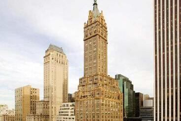 هتل The Sherry Netherland