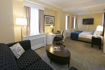 هتل Warwick Allerton  Chicago