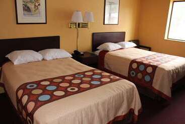 مُتل Knights Inn Albany
