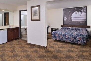 モーテル Rodeway Inn Waukegan   Gurnee