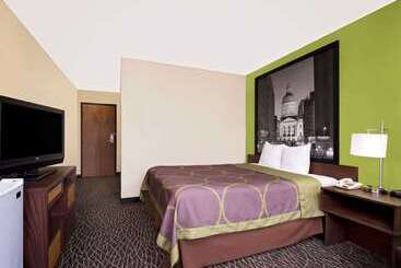 مُتل Super 8 By Wyndham Muncie/ball St. College Area