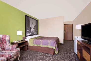مُتل Super 8 By Wyndham Muncie/ball St. College Area