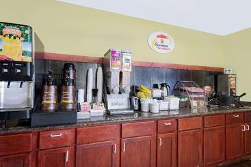 مُتل Super 8 By Wyndham Muncie/ball St. College Area