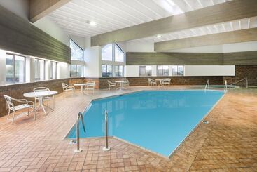 مُتل Super 8 By Wyndham Wisconsin Dells