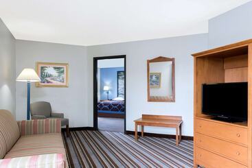 مُتل Super 8 By Wyndham Wisconsin Dells