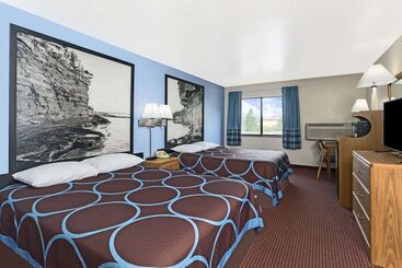 مُتل Super 8 By Wyndham Wisconsin Dells