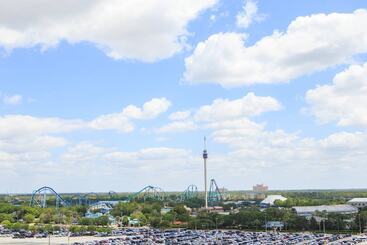 Resort Renaissance Orlando At Seaworld®