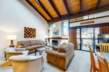 استراحتگاه Tahoe Beach And Ski