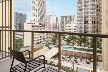 هتل Aston Waikiki Circle