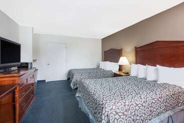 هتل Days Inn By Wyndham Arlington Pentagon