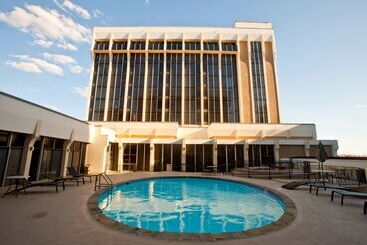 هتل Midland Plaza