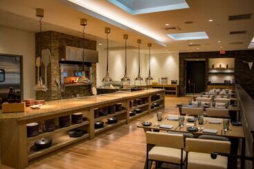 Doubletree By Hilton Hotel Wichita Airport