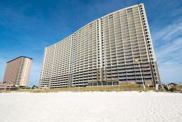 호텔 Emerald Beach Resort By Resort Collection