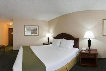 هتل Fairfield Inn & Suites By Marriott Los Angeles Rosemead