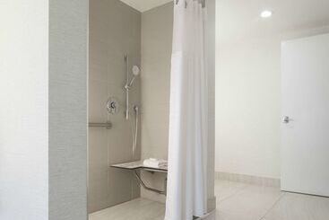 هتل Hilton Garden Inn Austin Downtown/convention Center