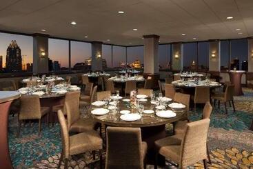 هتل Hilton Garden Inn Austin Downtown/convention Center