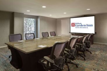 هتل Hilton Garden Inn Austin Downtown/convention Center