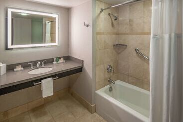 هتل Hilton Portland Downtown