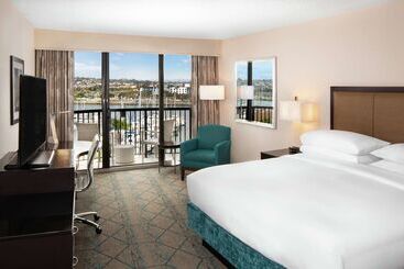 هتل Hilton San Diego Airport/harbor Island