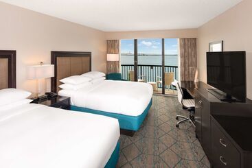 هتل Hilton San Diego Airport/harbor Island