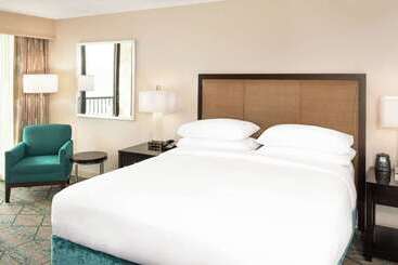 هتل Hilton San Diego Airport/harbor Island