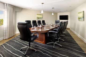 هتل Hilton Tucson East