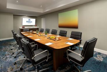 هتل Hilton Tucson East