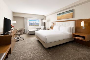 هتل Hilton Tucson East