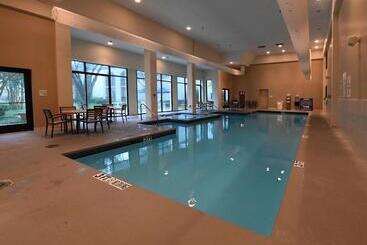 هتل Holiday Inn Irving Las Colinas, An Ihg