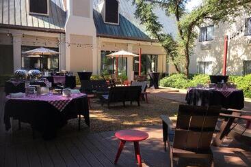 هتل Holiday Inn Irving Las Colinas, An Ihg