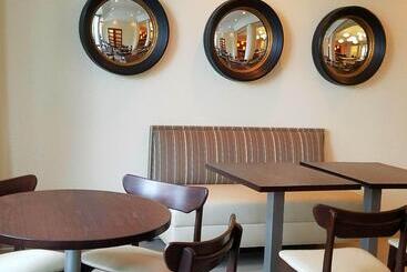 هتل Holiday Inn Irving Las Colinas, An Ihg