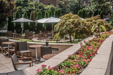 Loews Nashville Hotel At Vanderbilt Plaza