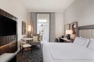 هتل Mills House Charleston, Curio Collection By Hilton