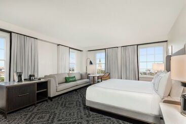 هتل Mills House Charleston, Curio Collection By Hilton