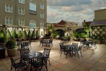 Отель Omni Royal Orleans