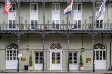 Отель Omni Royal Orleans