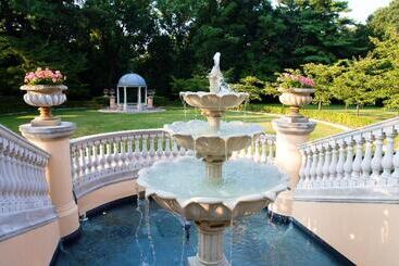 Hotel Omni Shoreham