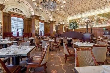 هتل Omni William Penn