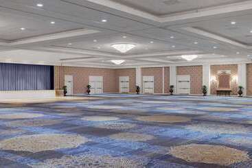 هتل Peabody Memphis