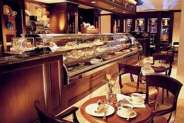 هتل Peabody Memphis