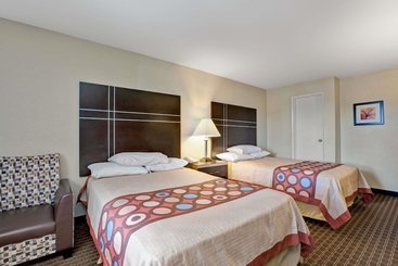 هتل Super 8 By Wyndham Newark De