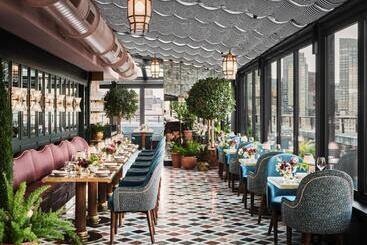 Hotel The Newbury Boston