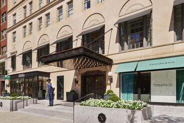 Hotel The Newbury Boston