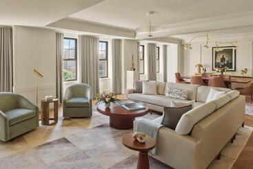 Hotel The Newbury Boston
