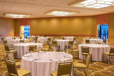 هتل The Westin Cincinnati