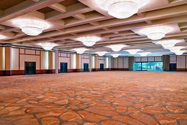 هتل The Westin Kansas City At Crown Center