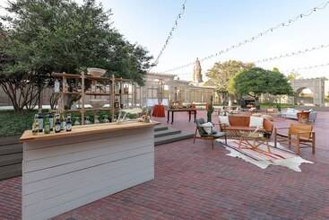 هتل The Worthington Renaissance Fort Worth